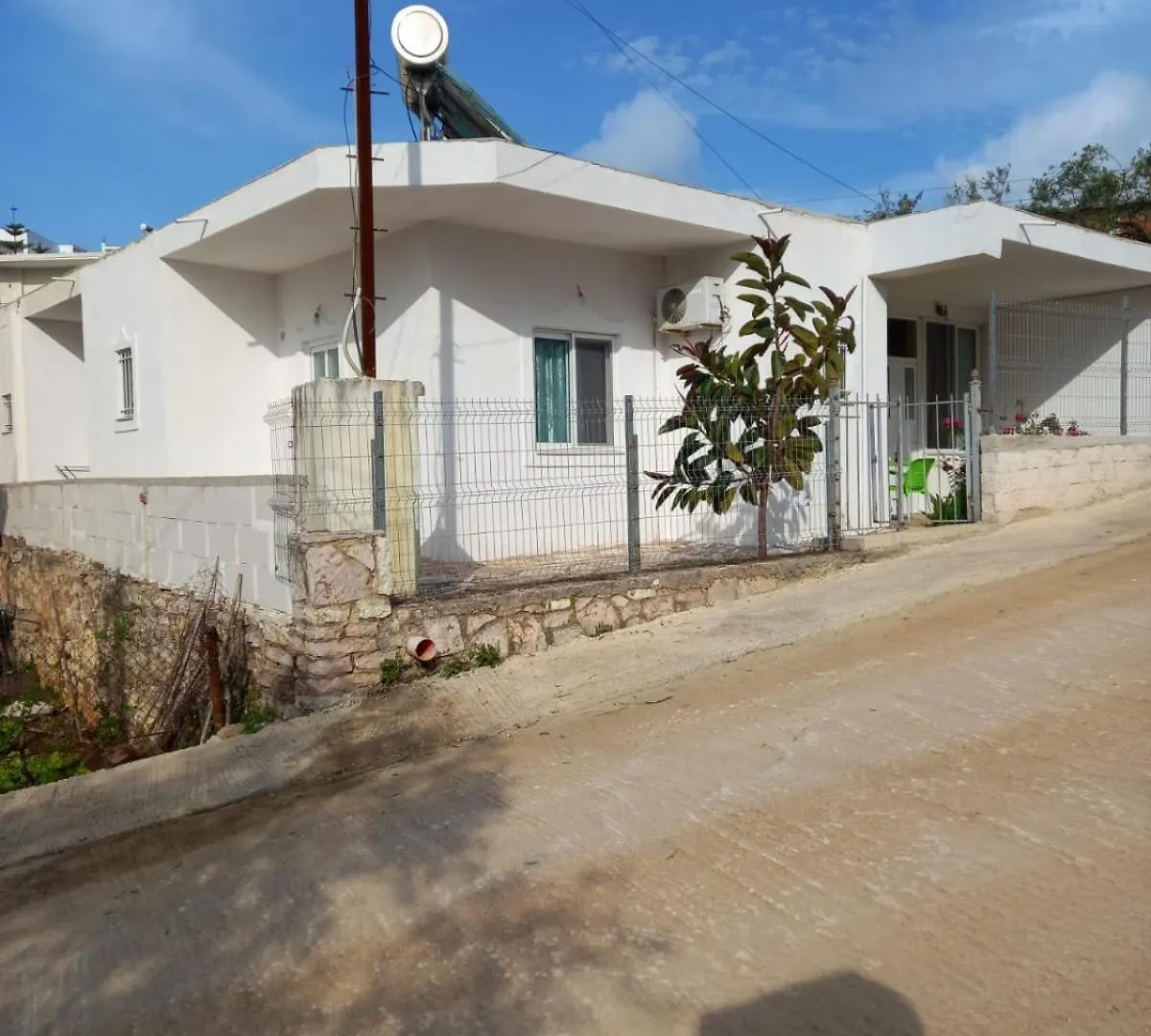 Dane Apartment Ksamil