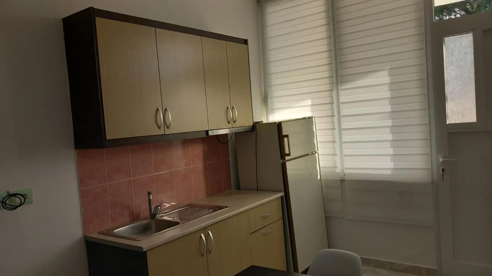Dane Apartment Ksamil Guest house