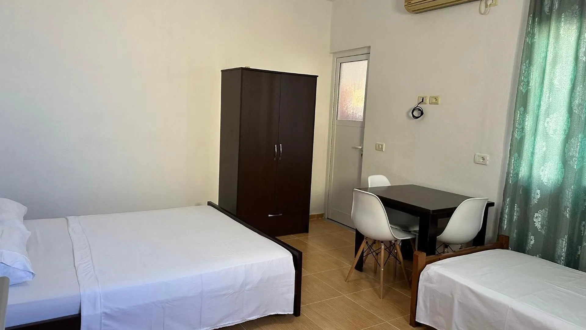 Guest house Dane Apartment Ksamil