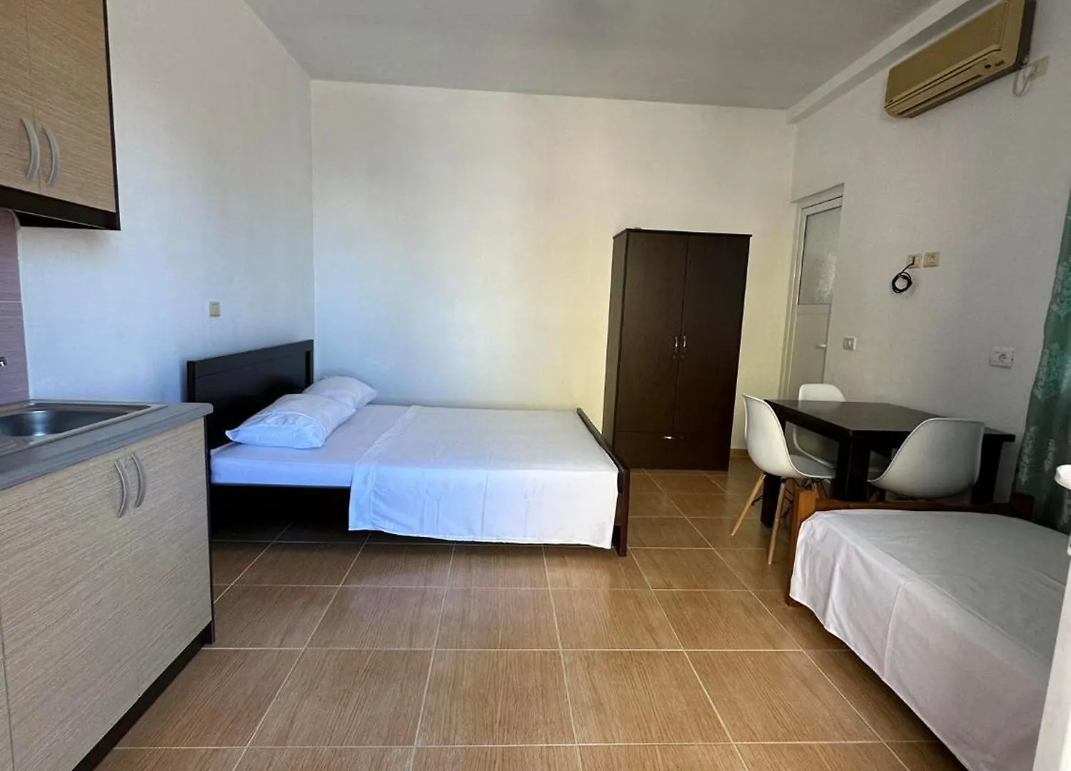 Dane Apartment Ksamil 0*,